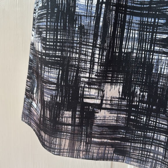 Chico’s Size 2 Abstract Cross Hatch Print Knee‎ Length Skirt Chicos Size Large - Picture 4 of 10